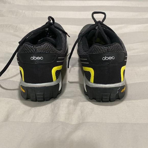 Aero Abeo Men’s Athletic Shoe - Picture 3 of 7